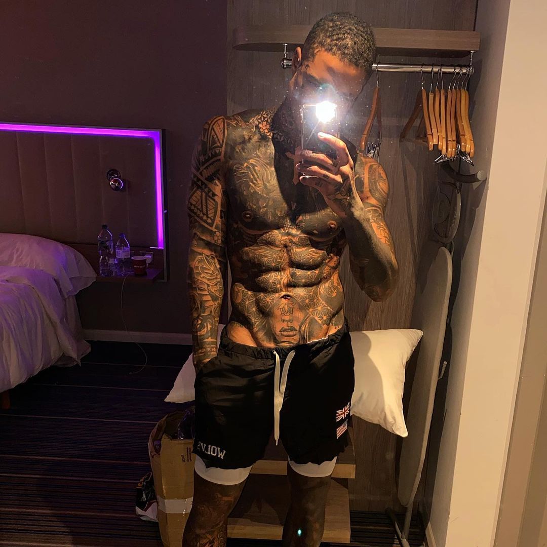 2 in 1 Compression Fitness Shorts